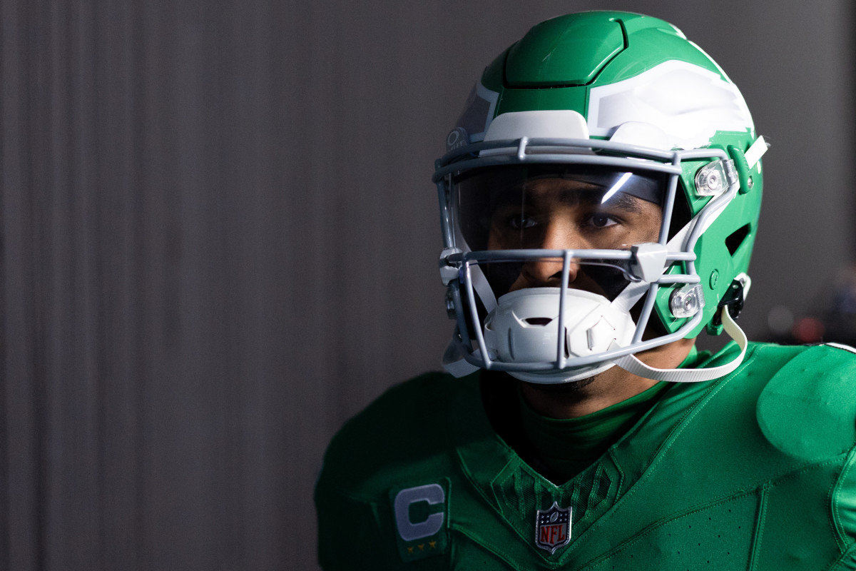 Philadelphia Eagles quarterback Jalen Hurts has a chance to make NFL history in Week 16. 